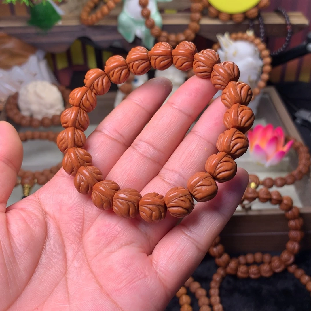 桃核吊坠红玉龙手串13