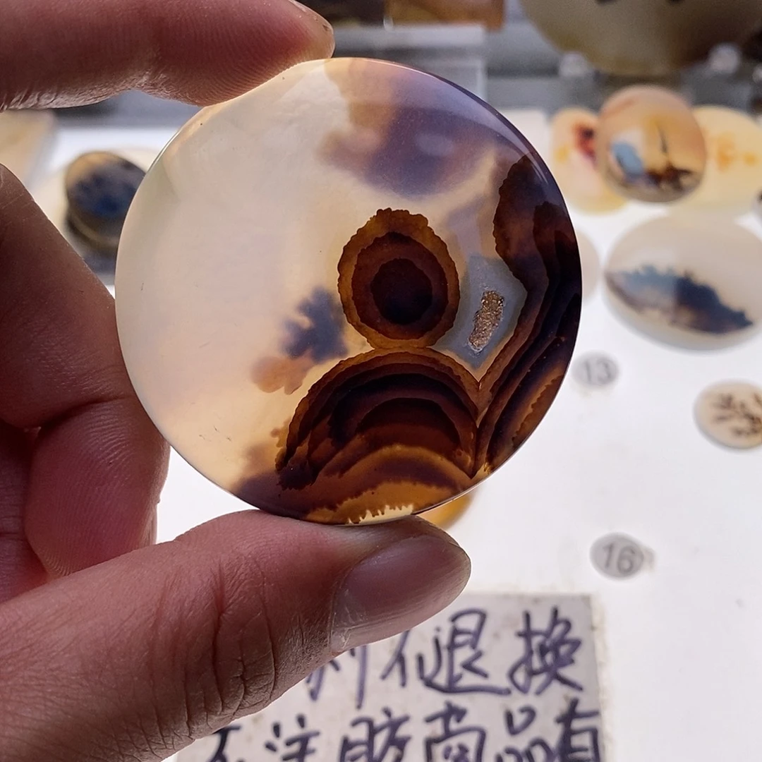 未镶嵌玛瑙/玉髓珠宝奇石