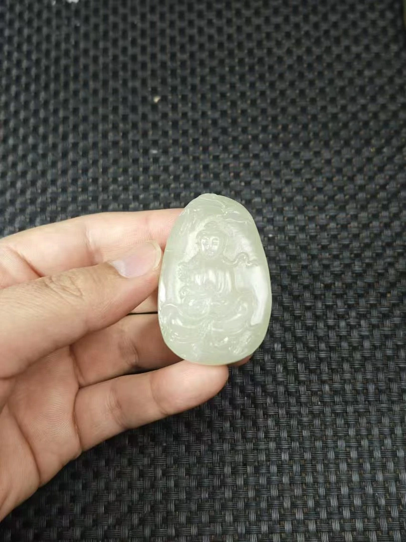 天然和田玉老料精雕观音吊坠油润细糯1.20清货2