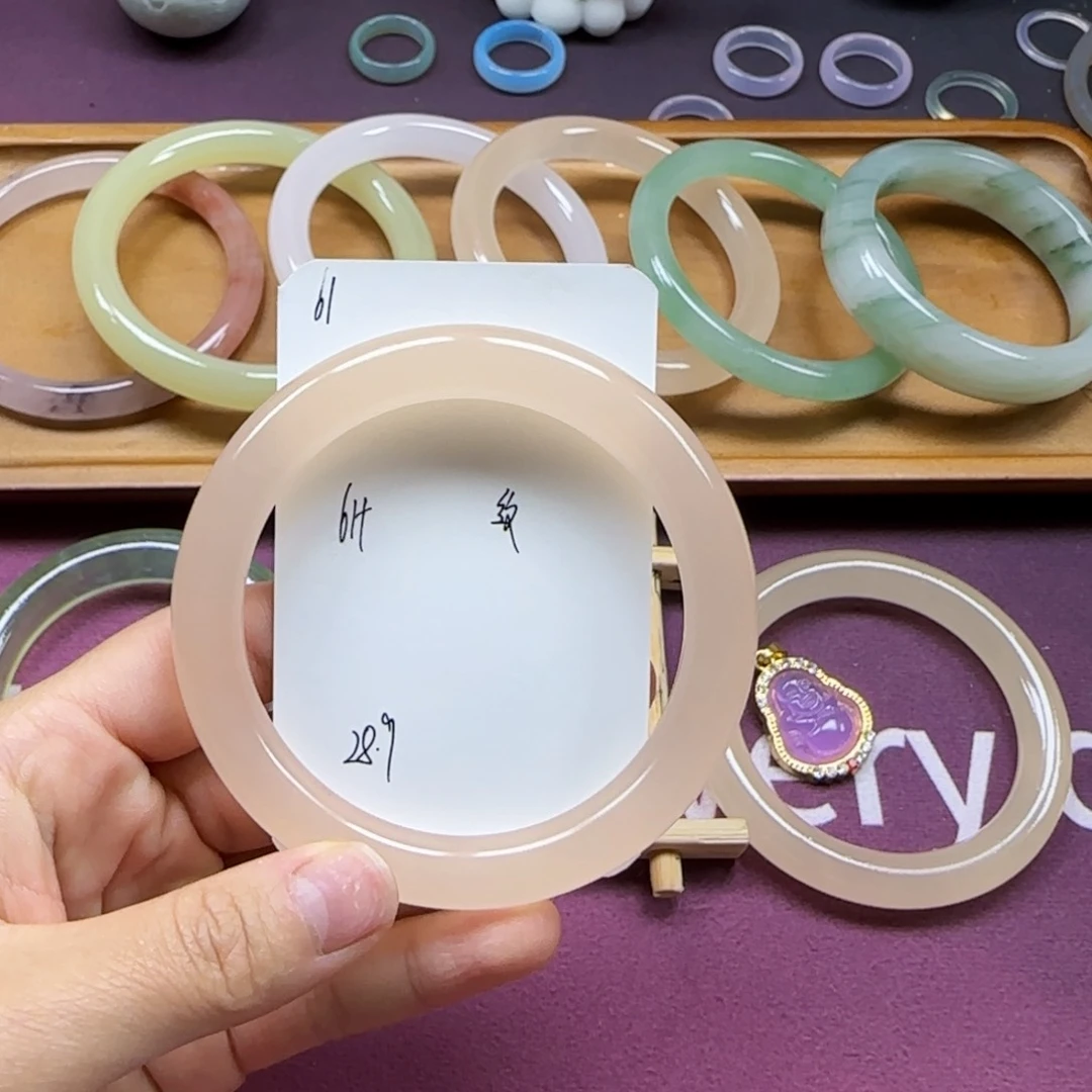 石英质玉手镯未镶嵌61