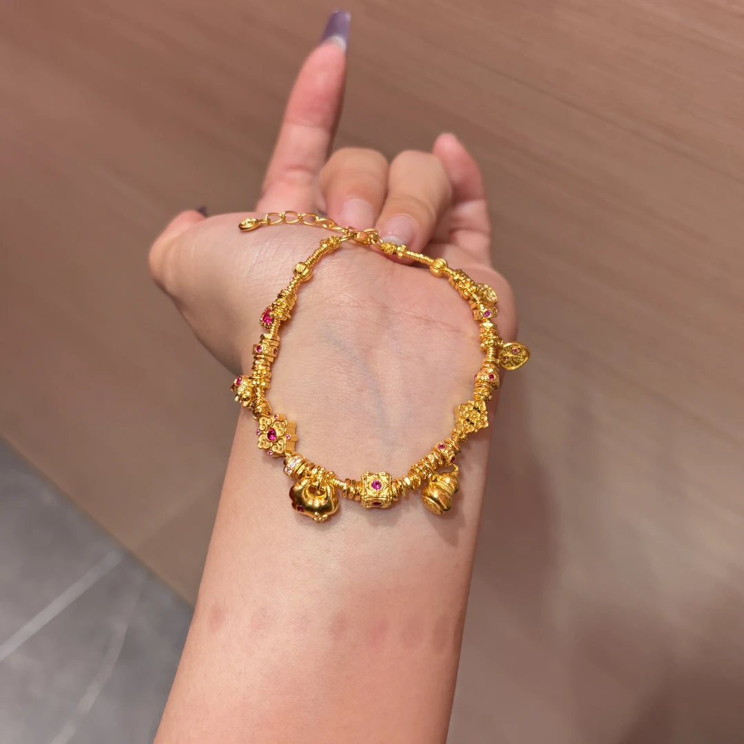 【菠萝珠宝】足金999 镶嵌粉红葫芦手链 金重：26.42克