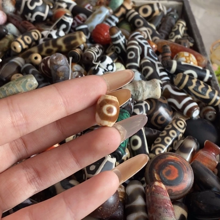 玛瑙/玉髓颈饰足银镀金镶嵌17