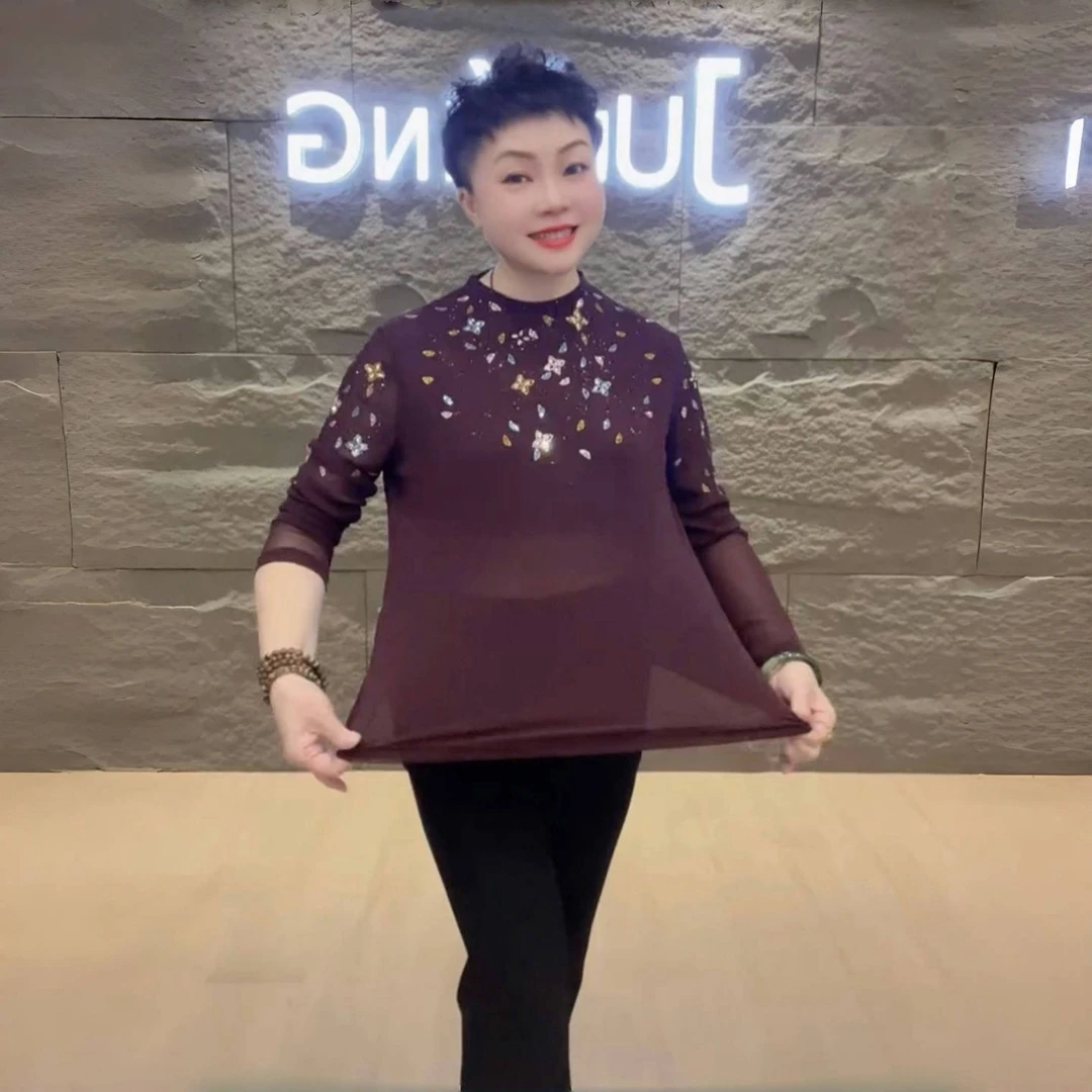 网纱大码时尚重工烫钻半高领打底衫秋季洋气中年妈妈长袖弹力上衣