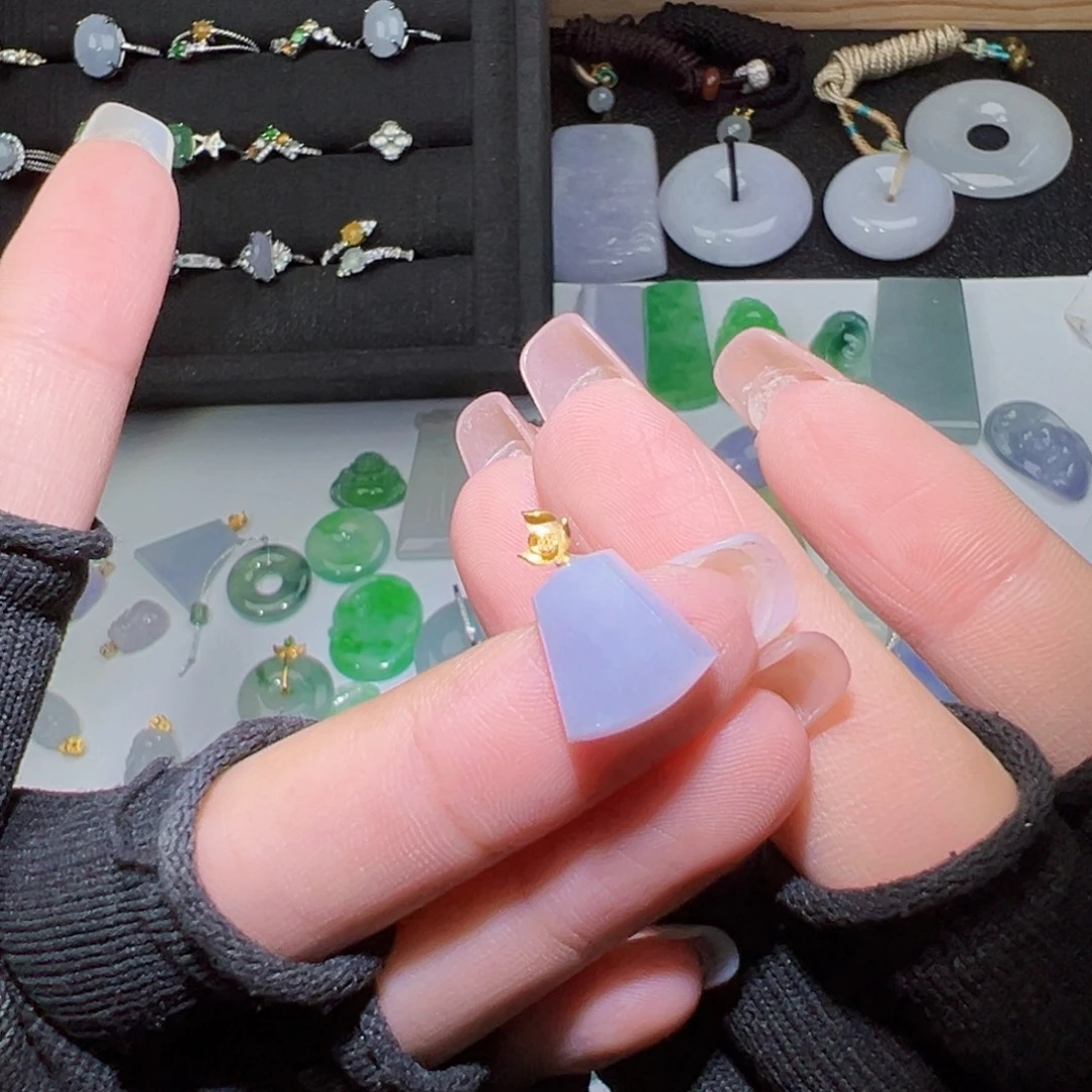 翡翠18K金镶嵌吊坠(不含链)