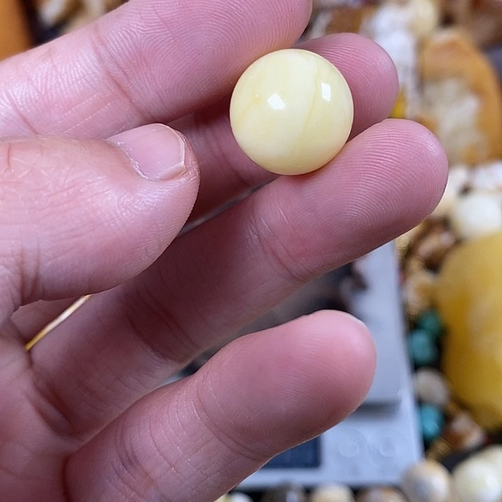 琥珀未镶嵌裸石我