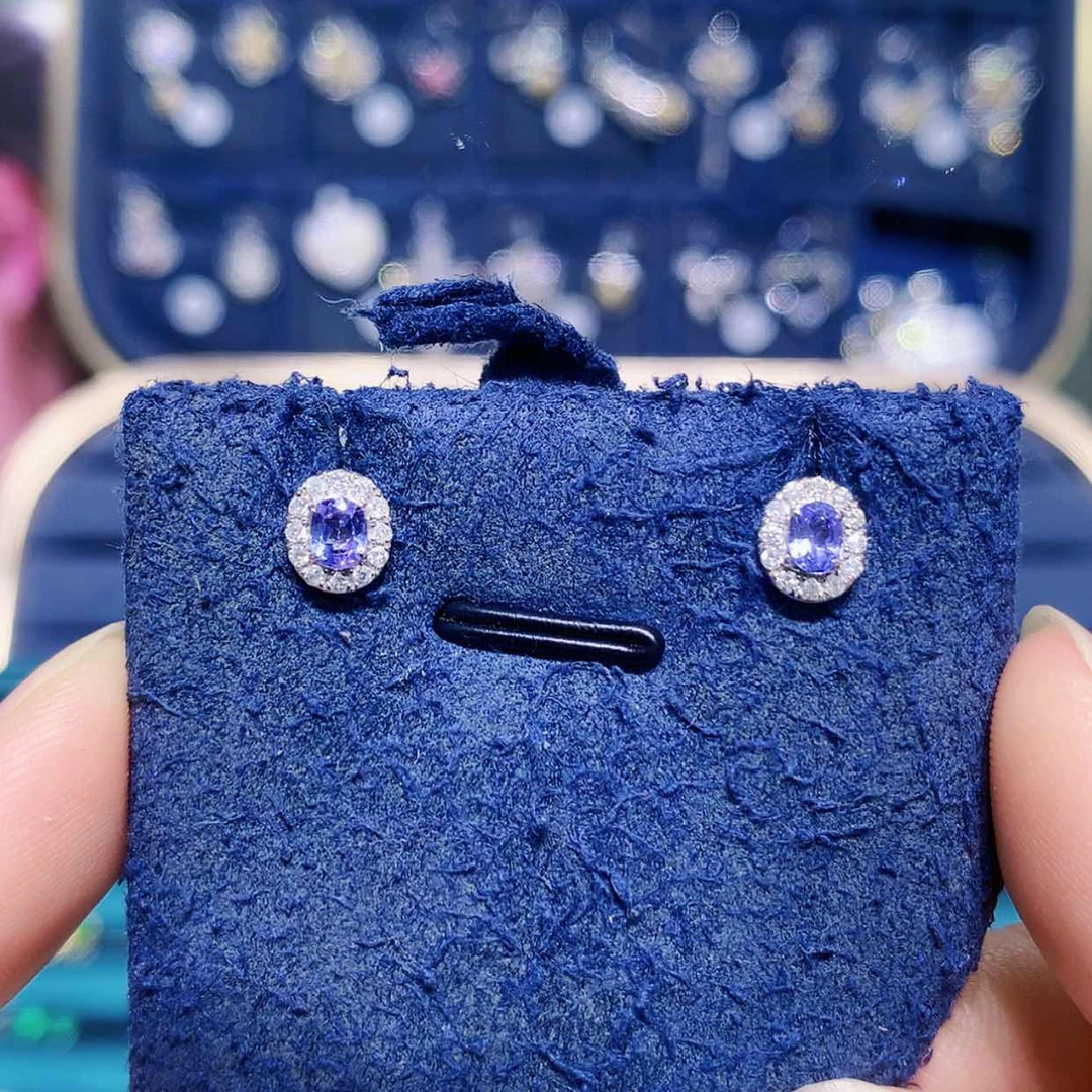 【闪购商品】18K金镶嵌耳饰坦桑石