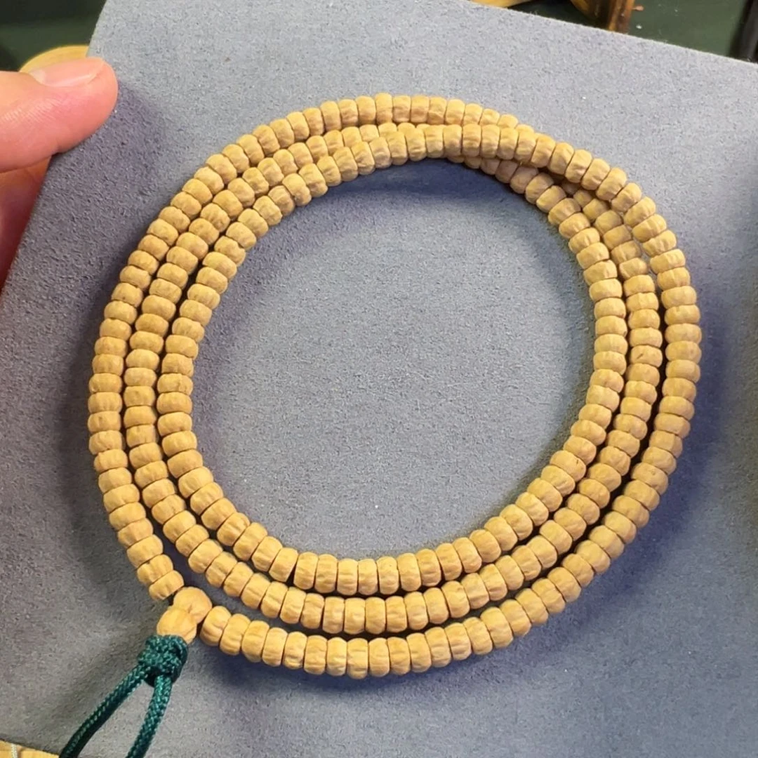 【闪购商品】吊坠柏香籽/百香籽黄油皮药片1号