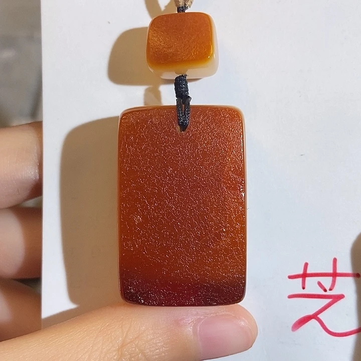 定制琥珀未镶嵌琥珀