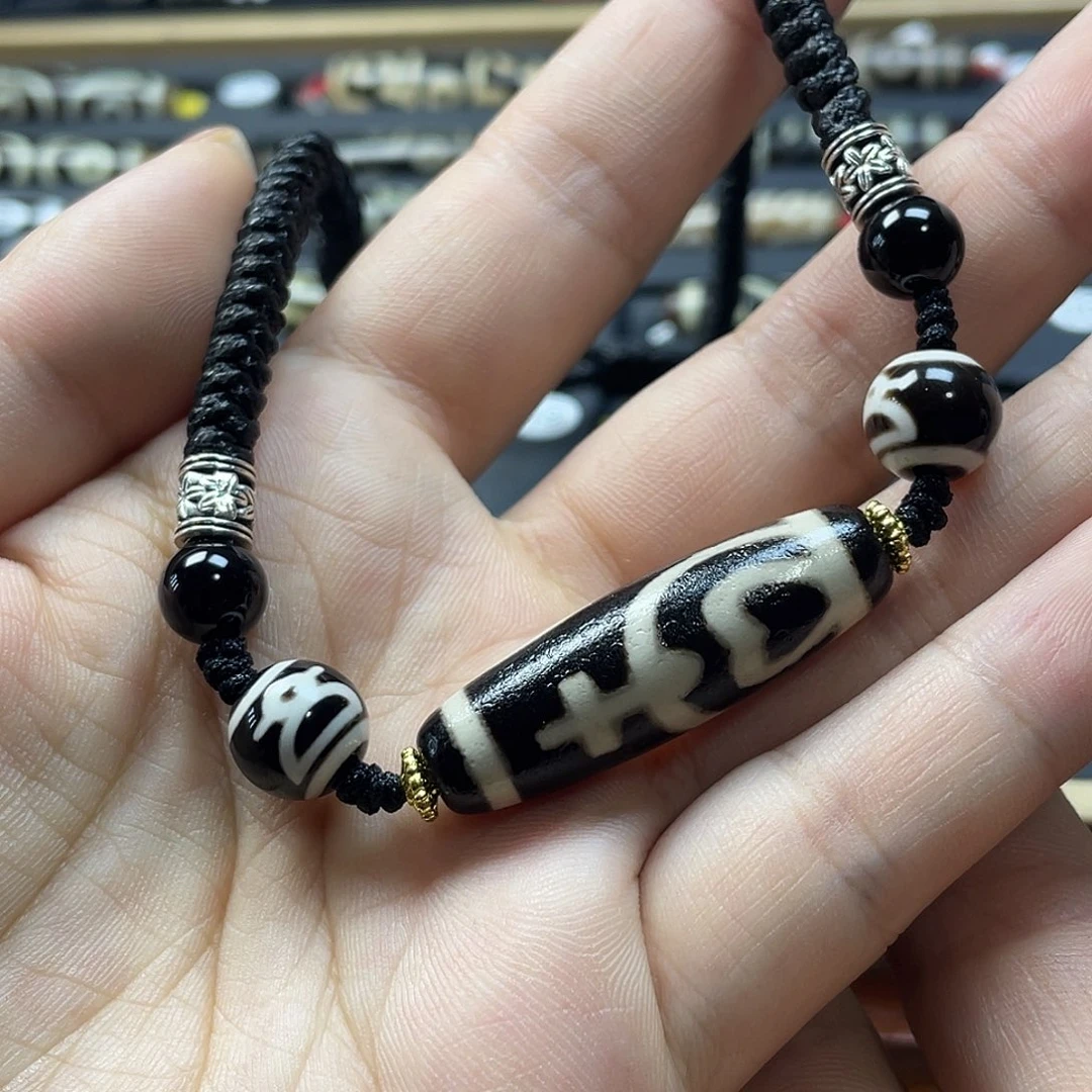 玛瑙/玉髓颈饰/挂件/吊坠手链/手串未镶嵌