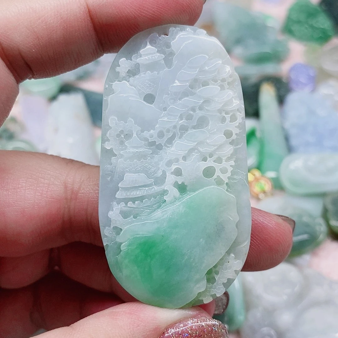 吊坠(不含链)未镶嵌翡翠
