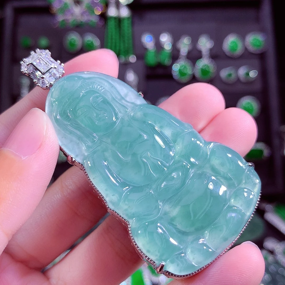 颈饰未镶嵌翡翠天然