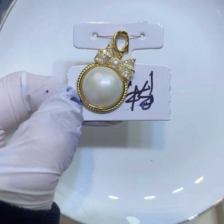 拼合珍珠（马贝珠）颈饰银S925镶嵌