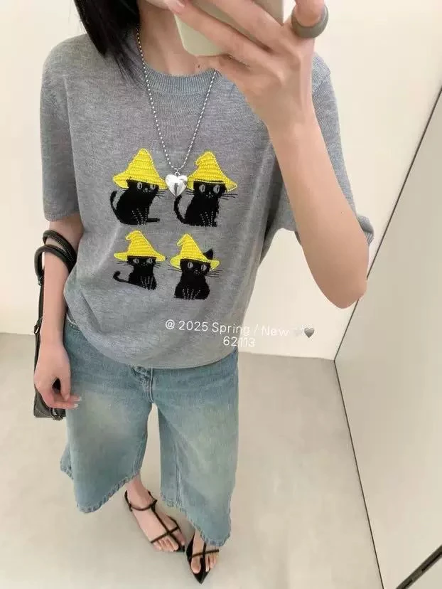 韩货重工刺绣可爱猫咪圆领短袖6905