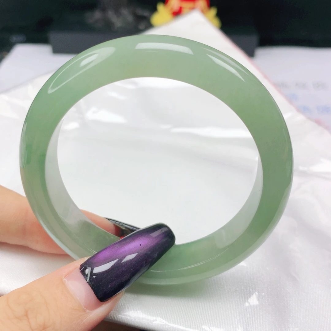 翡翠未镶嵌手镯翡翠53.7冰润明媚果绿葡萄肉正圈