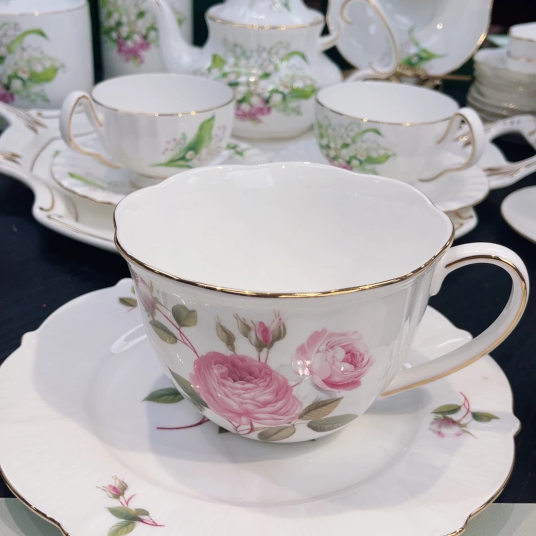 八寸盘加早餐杯———-