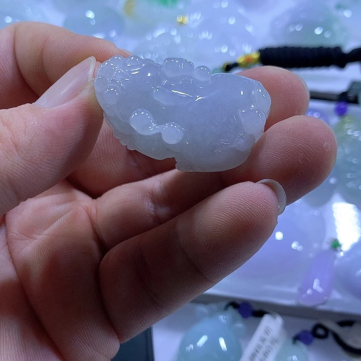 颈饰未镶嵌翡翠天然翡翠A货吊坠