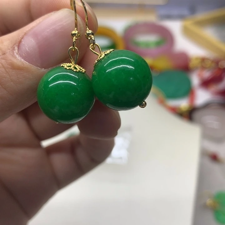 颈饰未镶嵌翡翠吊坠