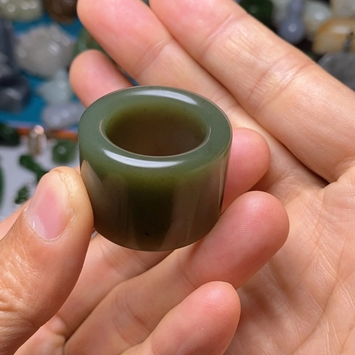 和田玉（碧玉）未镶嵌项链
