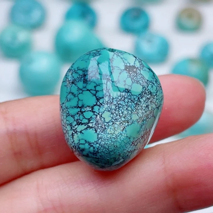 绿松石未镶嵌挂件