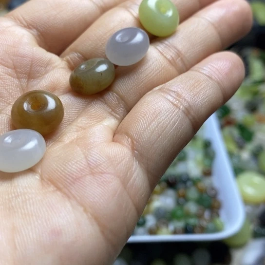 和田玉配件未镶嵌