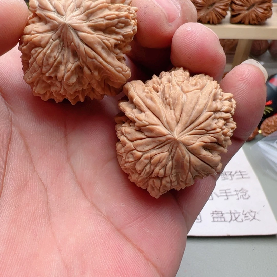 文玩核桃吊坠38尺全品暴雪