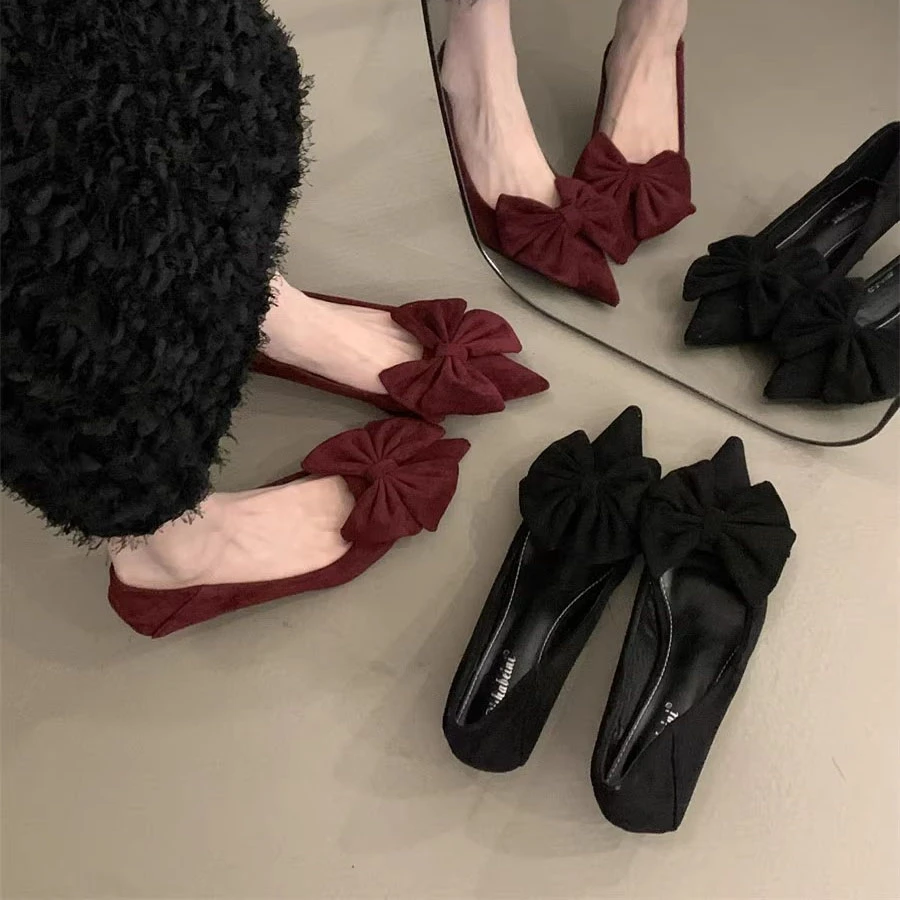 法式尖头单鞋女鞋2025年春秋新款红色婚鞋蝴蝶结浅口细跟绒面瓢鞋