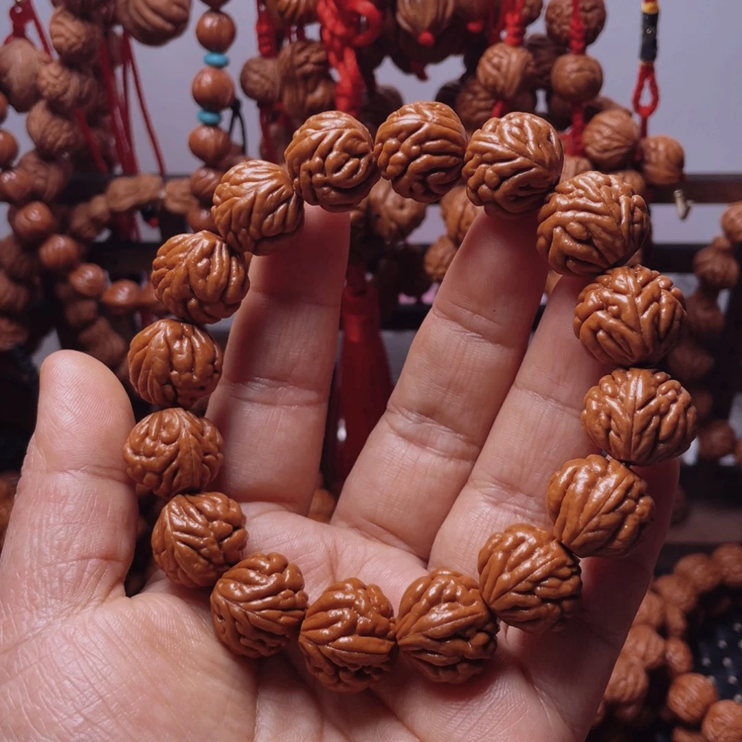 木质类龙纹桃枭手串