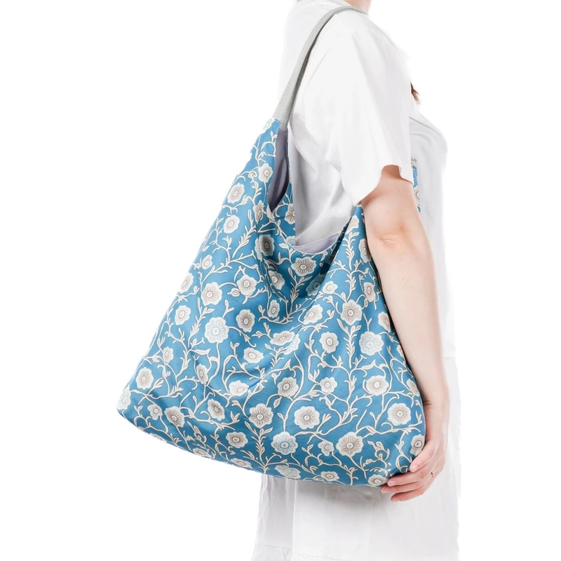 无则艺【冰丝月牙包】春梅冰丝月牙包时尚印花运动单肩环保百搭