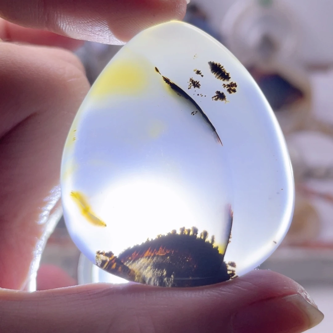 玛瑙/玉髓未镶嵌珠宝奇石