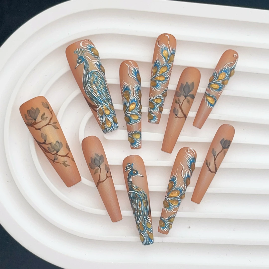【攀上枝头】纯手工手绘孔雀国风显白小众穿戴式美甲春夏新款