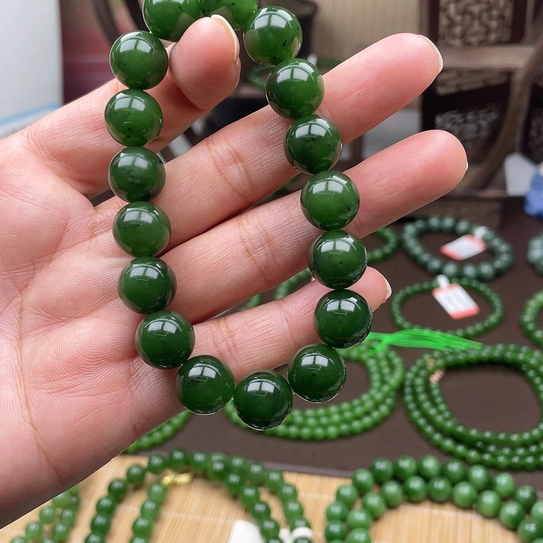 和田玉未镶嵌手链菠菜绿卡12