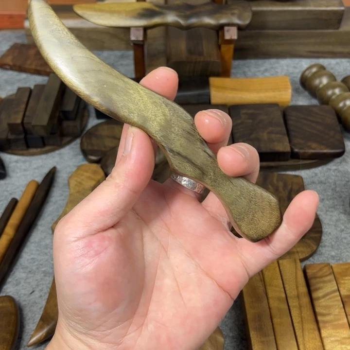 金丝楠小叶桢楠金丝楠木文玩木刀