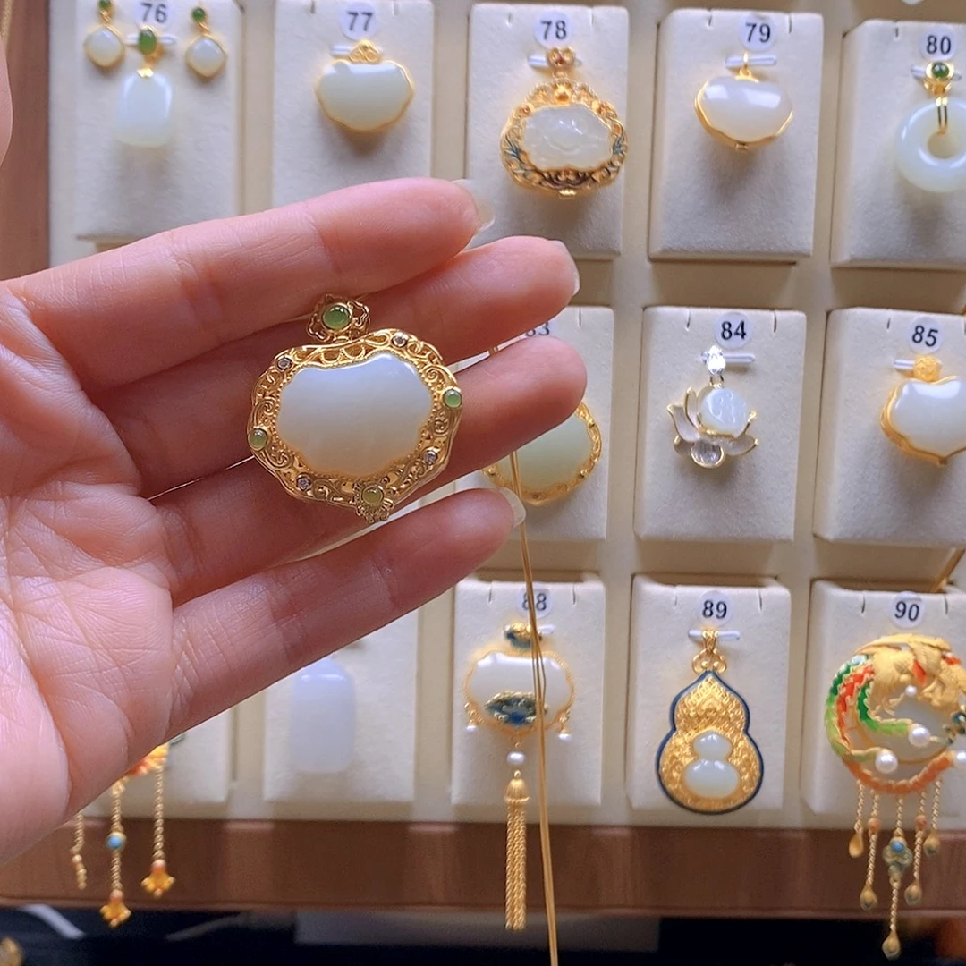 和田玉银S925镶嵌颈饰