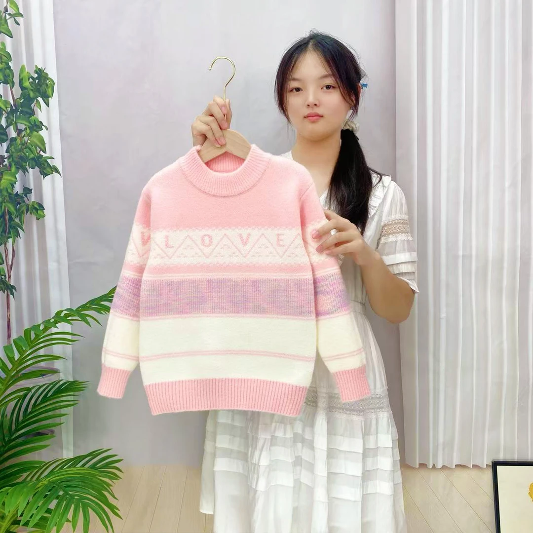中大童宽松加绒加厚款女童字母秋冬毛衣针织衫圆领打底自然密语