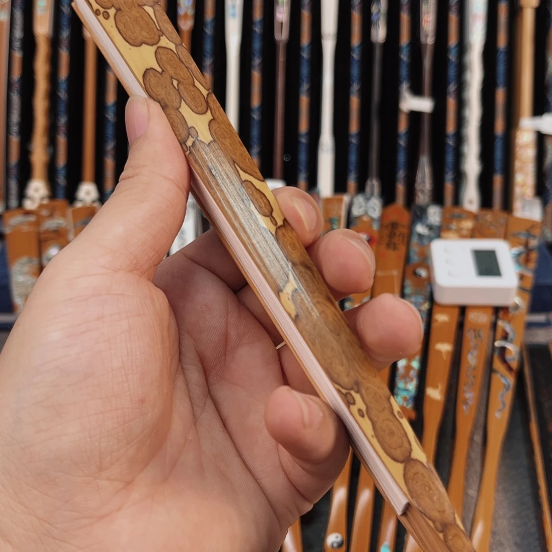 《***》扇子纯手工制作工艺精湛