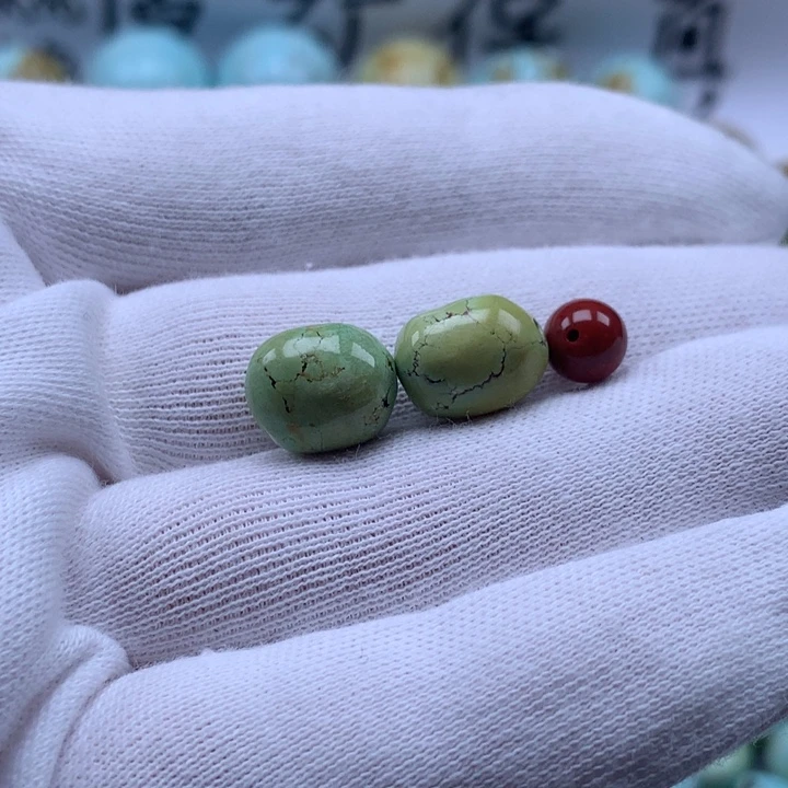未镶嵌南红玛瑙珠宝奇石