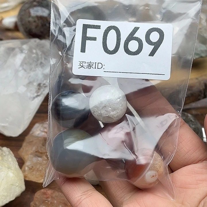 妙***@未镶嵌水晶珠宝半成品默认微瑕