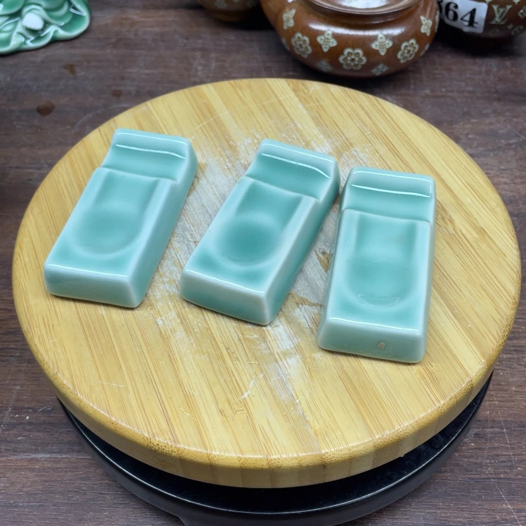 微瑕特价青瓷青瓷3个
