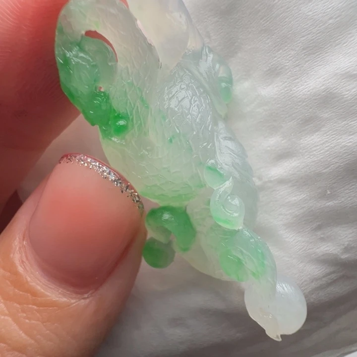 定制翡翠未镶嵌包抛光