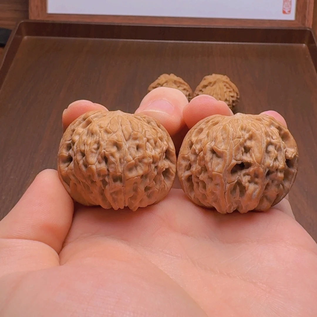 文玩核桃吊坠磨盘