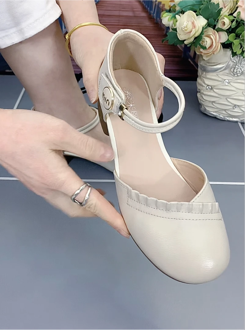 夏季新款中空包头粗跟软皮软底真皮一字带舒适圆头牛皮稳脚女鞋