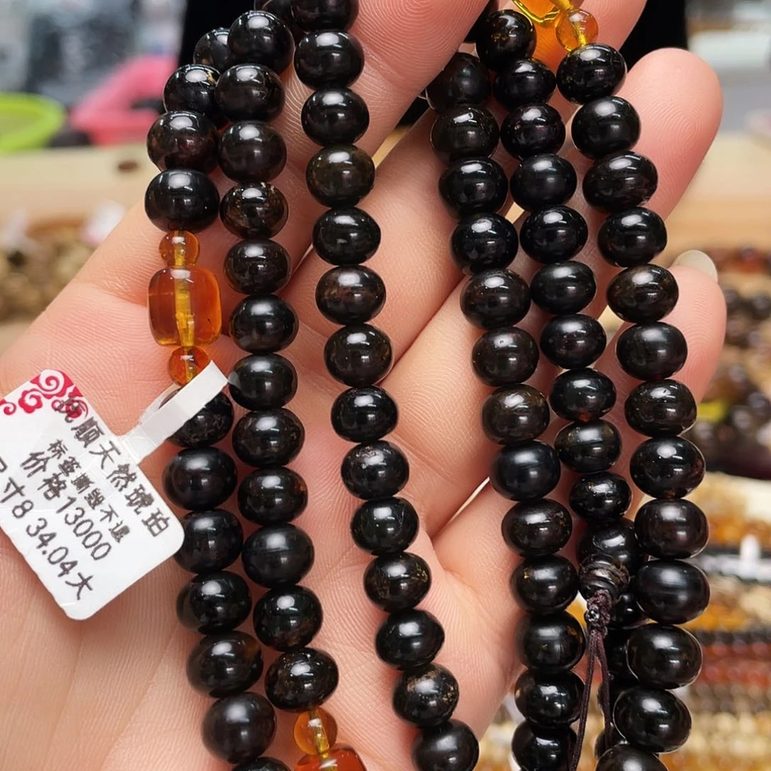 未镶嵌琥珀裸石八70659