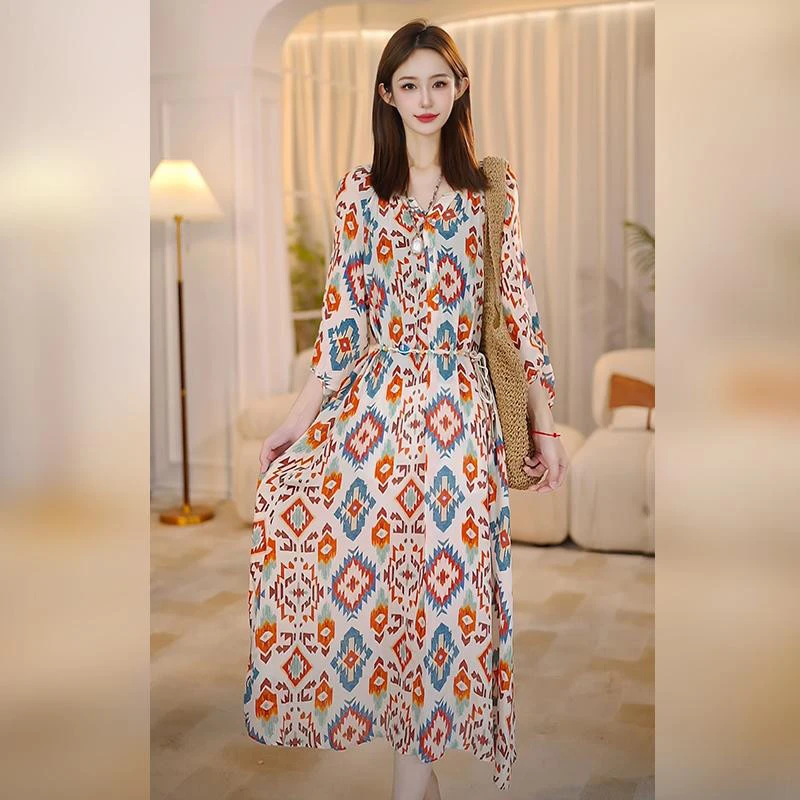 高贵法式连衣裙女夏季2025新款慵懒气质显瘦旅游度假风印花长裙子