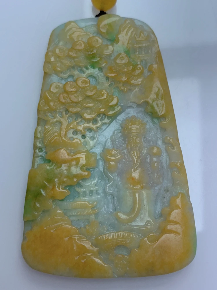 翡翠三彩山水财爷吊坠一件