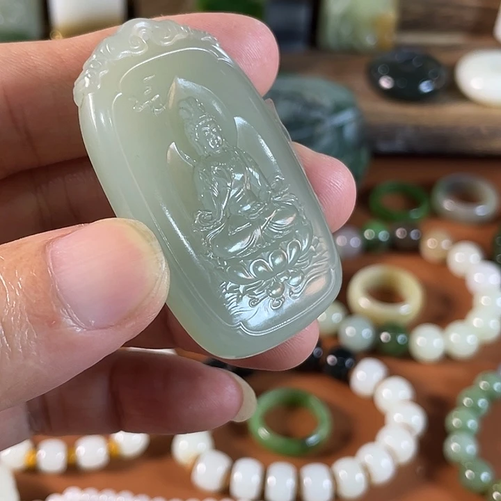 和田玉未镶嵌颈饰