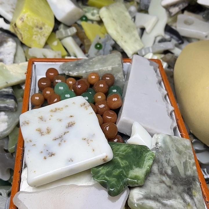 颈饰未镶嵌和田玉天***情