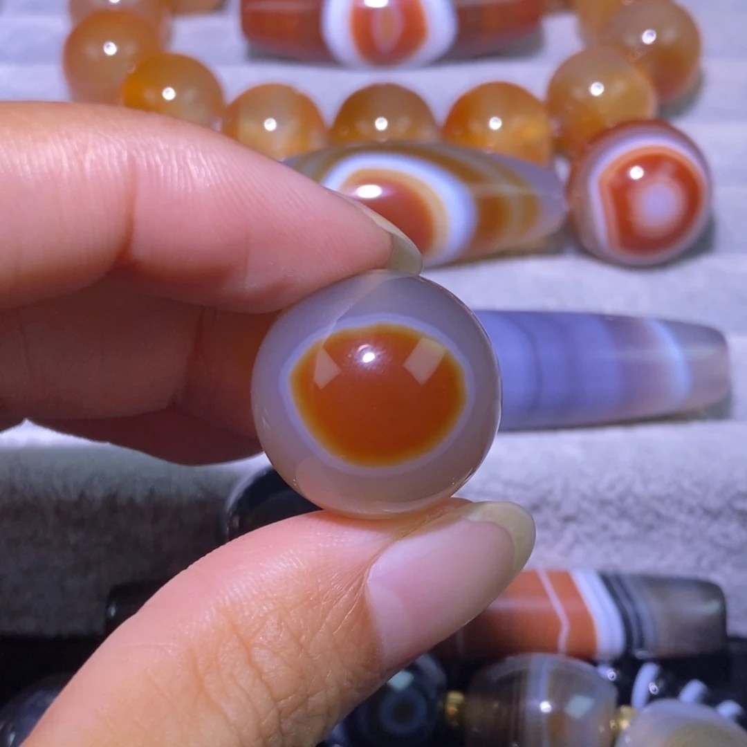 未镶嵌颈饰玛瑙/玉髓
