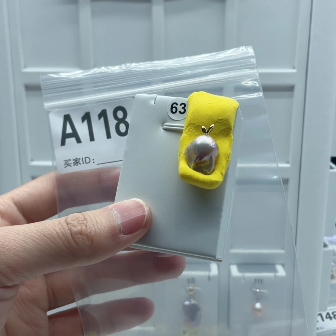 淡水珍珠颈饰合金