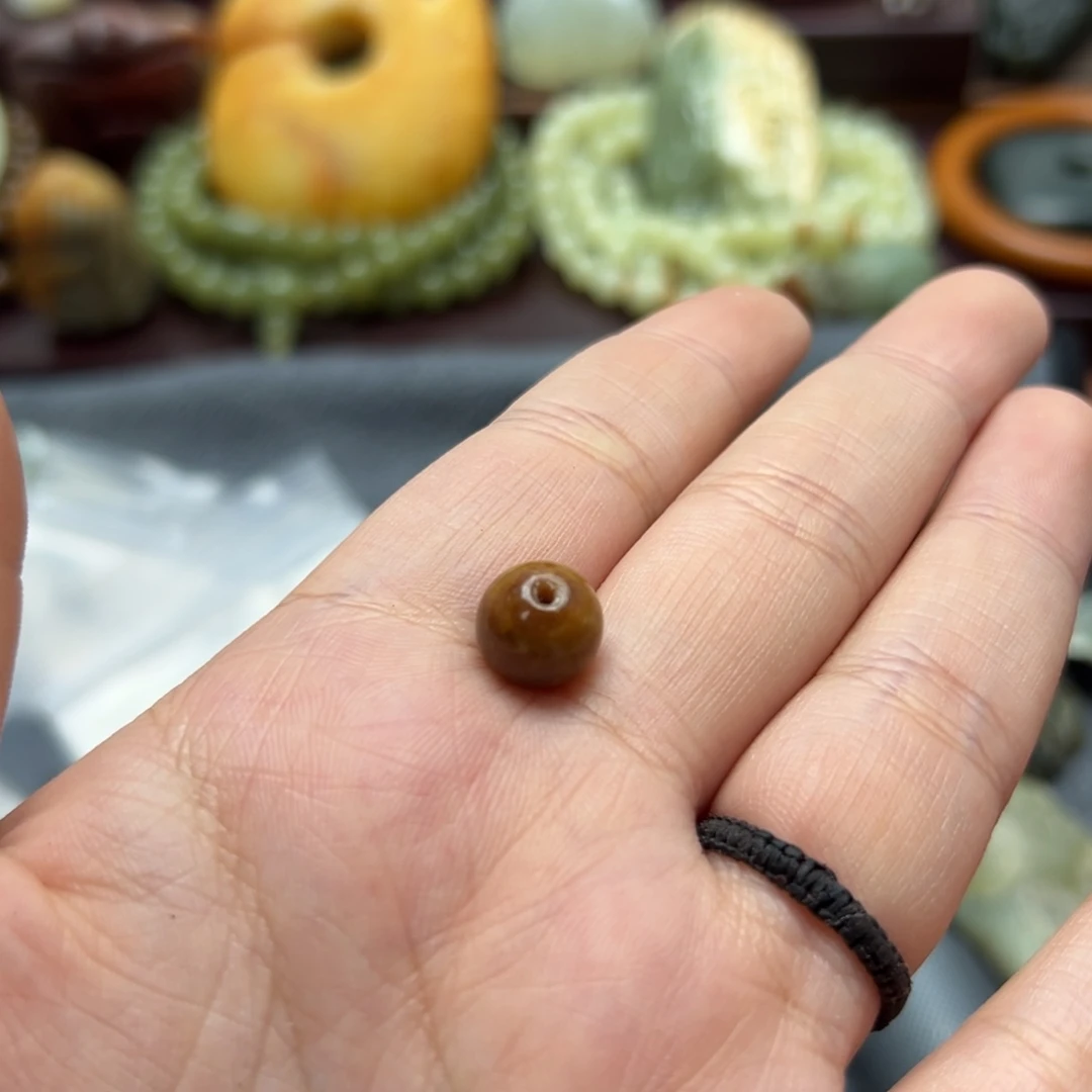 和田玉未镶嵌珠宝奇石