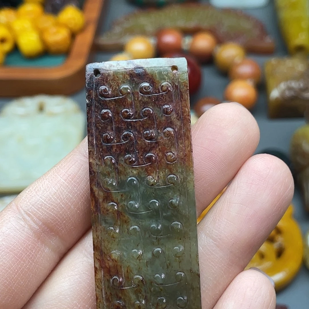 君***哥和田玉未镶嵌颈饰